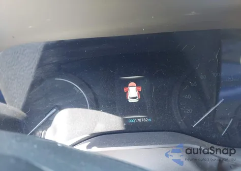 2024 Toyota Sienna Xse from USA, damaged, VIN 5TDDSKFC2RS120739